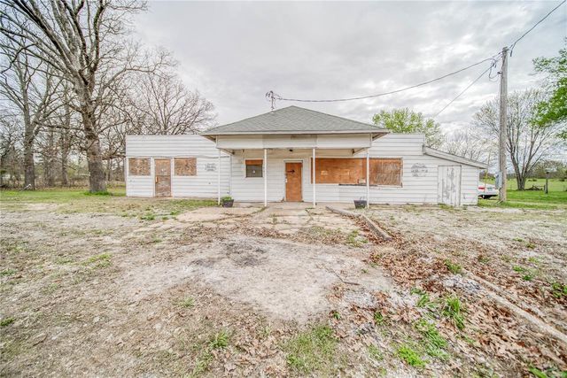 19581 State Route M, Edgar Springs, MO 65550