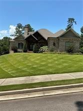 2446 Shadburn Ferry Dr, Buford, GA 30518