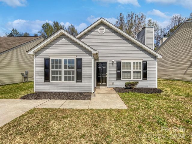 1409 Griers Grove Rd, Charlotte, NC 28216