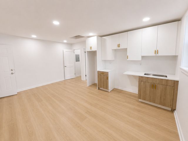 856 N  22nd St #3R, Philadelphia, PA 19130
