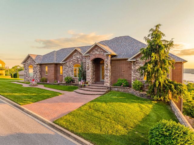 295 Split Rock Drive, Hollister, MO 65672