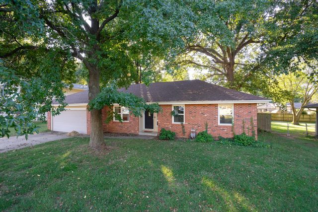1909 South Westwood Avenue, Springfield, MO 65807