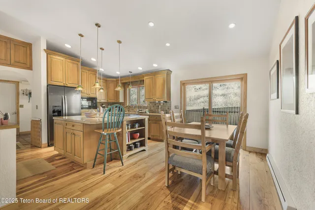 1000 W  Longhorn Dr, Jackson, WY 83001