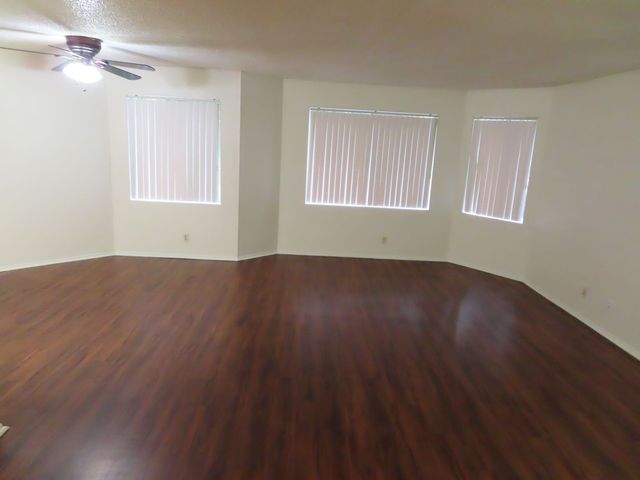 1185 Persimmon Ave #11, El Cajon, CA 92021