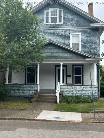 205 Ruffner Ave, Charleston, WV 25311