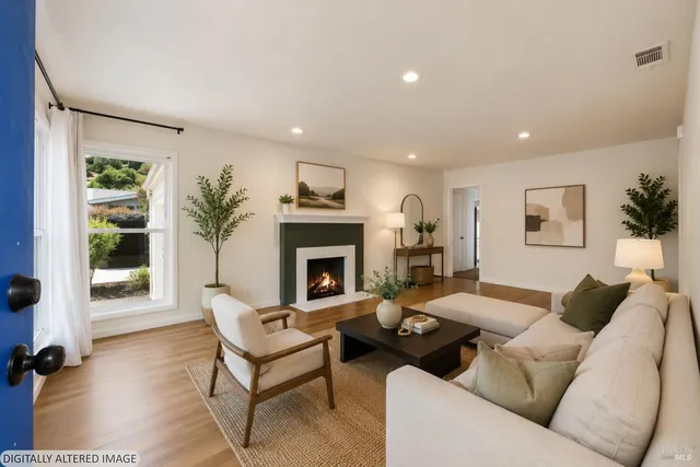 2766 Iowa St, Napa, CA 94558