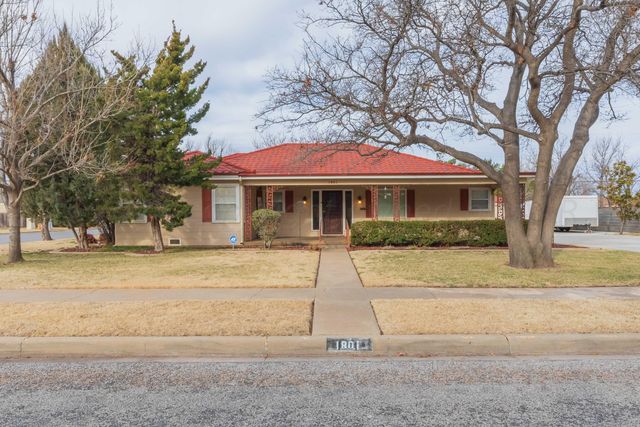 1801 N  Russell St, Pampa, TX 79065