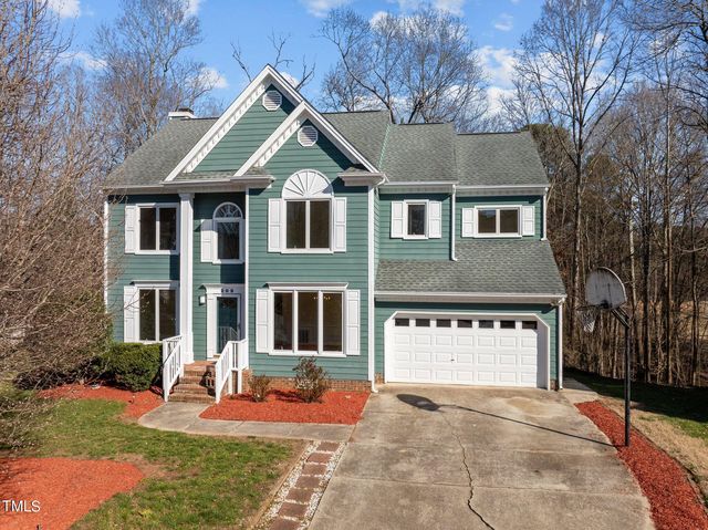 209 Muir Woods Dr, Cary, NC 27513
