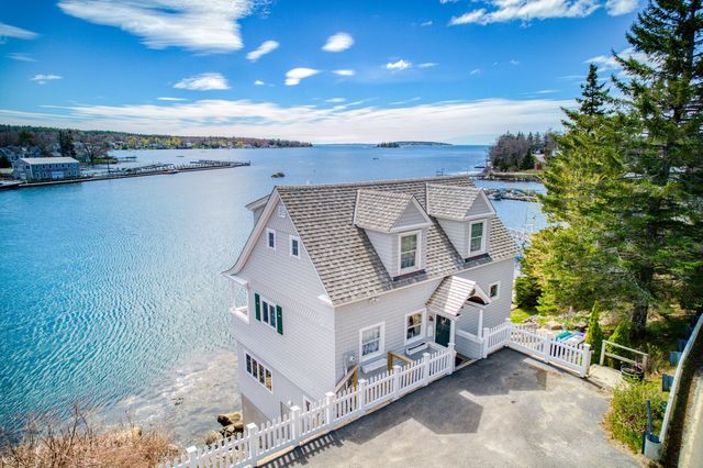 48 Western Avenue, Boothbay Harbor, ME 04538