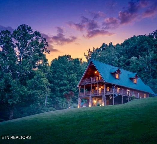 327 Torque Dr, Ewing, VA 24248