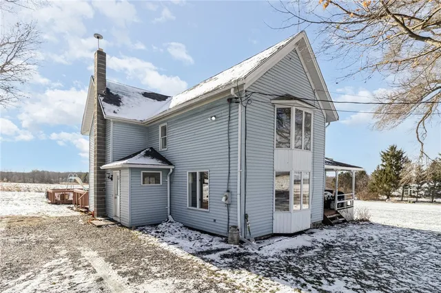 6004 Decker Rd, Livonia, NY 14487