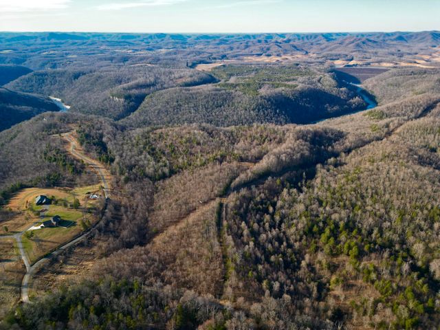 82 Gauley Ridge Rd, Mount Nebo, WV 26679