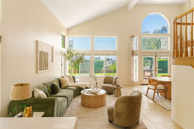 23014 Weymouth Pl, Santa Clarita, CA 91354