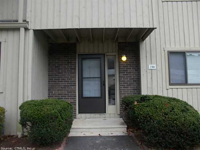 249 Shagbark Dr, Derby, CT 06418