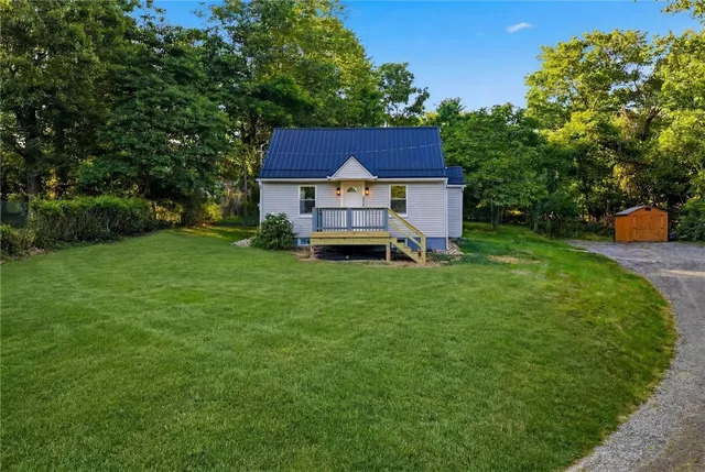 2913 E  Bardonner Rd, Gibsonia, PA 15044