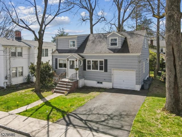 26 E Cedar Ln, Maplewood, NJ 07040