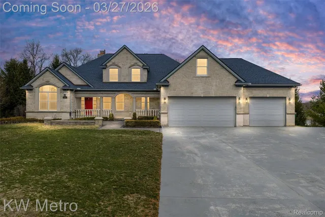 65884 Windrose Ct, Ray, MI 48096