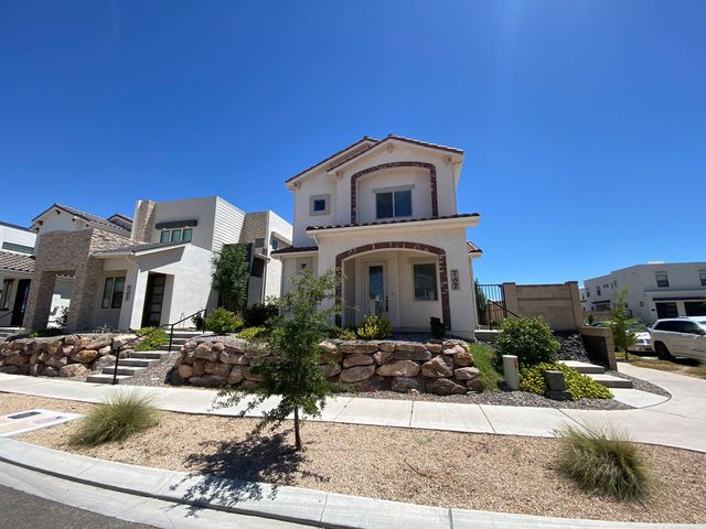 767 W  Scarlet Hill Dr, Saint George, UT 84790