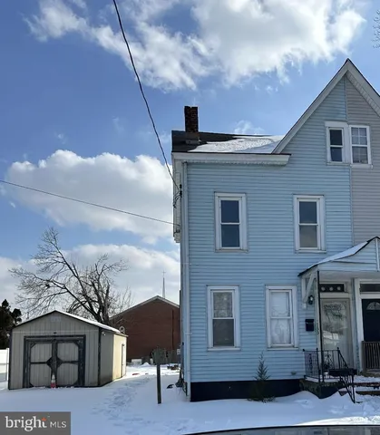 155 Robertson Ave, Morrisville, PA 19067