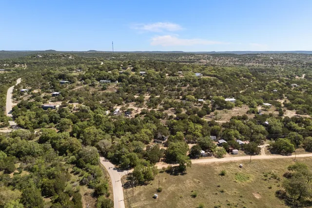 5905 Shaw Dr, Marble Falls, TX 78654