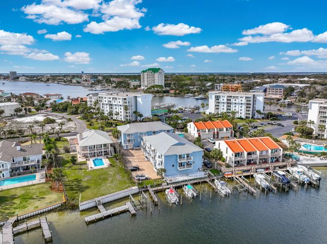 22 Moreno Point Rd #12, Destin, FL 32541