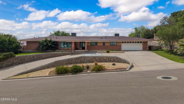 3931 Flamingo Dr, El Paso, TX 79902