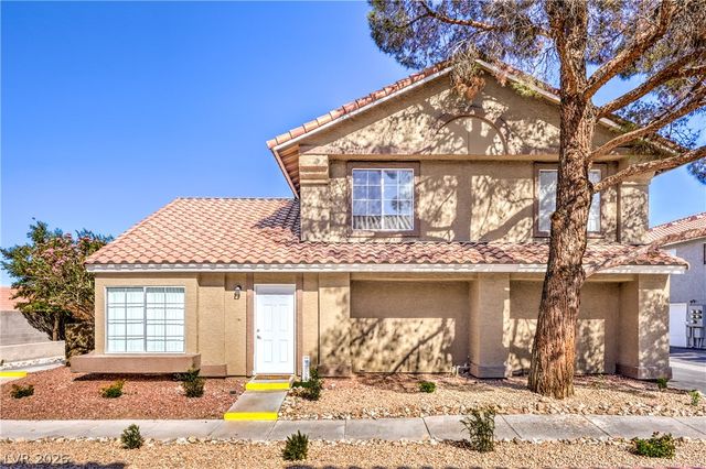 1332 Sunblossom St, Las Vegas, NV 89128