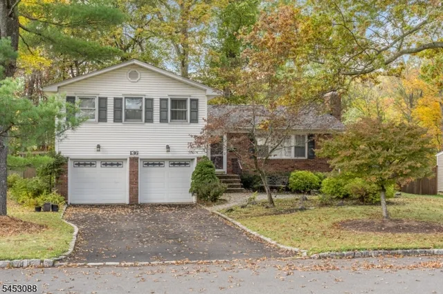 136 Woodbine Cir, New Providence, NJ 07974