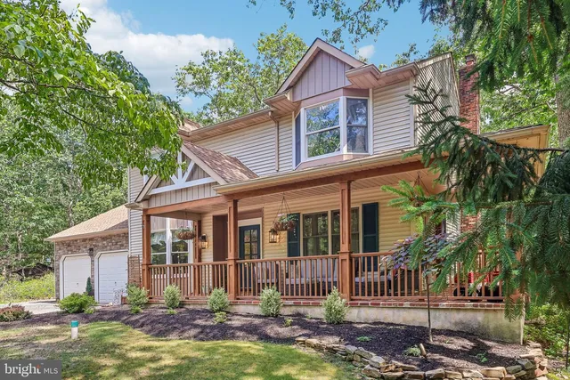 40 Teepee Ct, Medford, NJ 08055