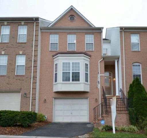 21219 Millwood Sq, Sterling, VA 20165