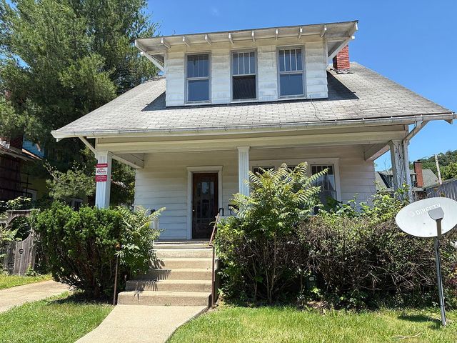 310 E  State St, Athens, OH 45701