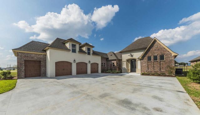 121 Snapping Ln, Broussard, LA 70518