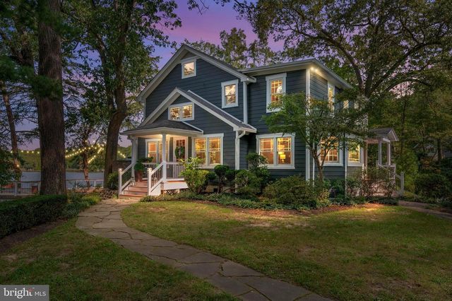 300 Magothy Bridge Rd, Pasadena, MD 21122