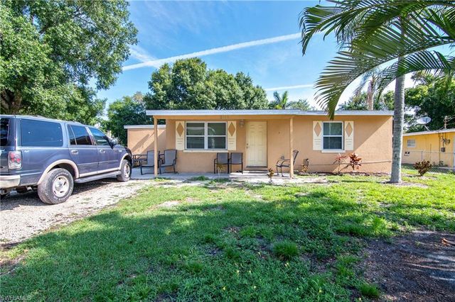 3719 Pearl St, Fort Myers, FL 33916