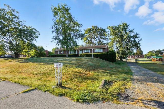 151 Chestnut Ave, Carlisle, OH 45005