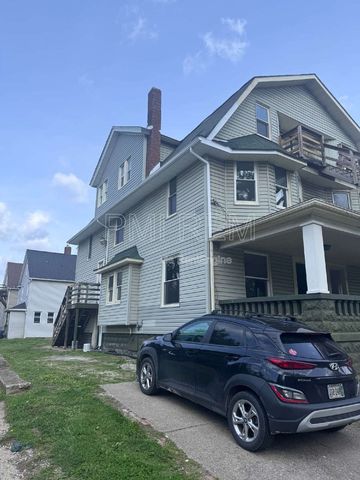 472 Sumner St #2, Akron, OH 44304