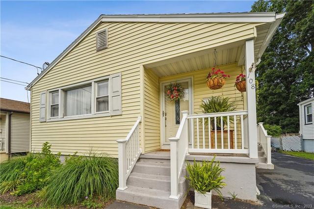 108 Harding Ave, West Haven, CT 06516