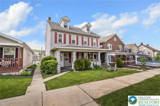 213 Lehigh Ave, Palmerton, PA 18071