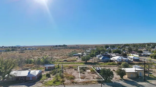 505 S  Summer St, Marfa, TX 79843