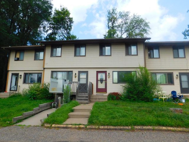 1477 Arkwright St #C, Saint Paul, MN 55130