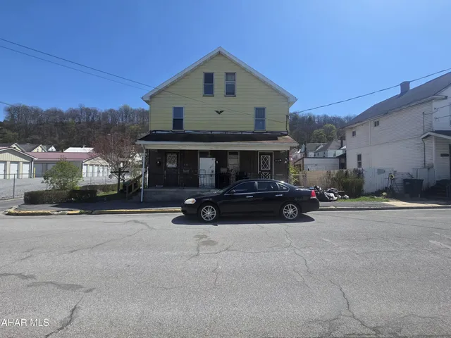 115 Liberty St, Williamsburg, PA 16693