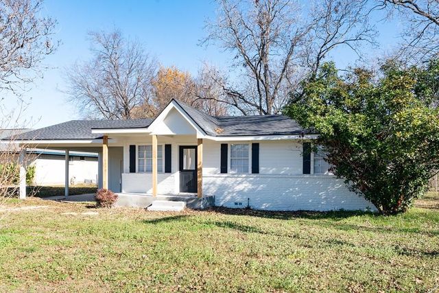 208 N  Coleman St, Mabank, TX 75147