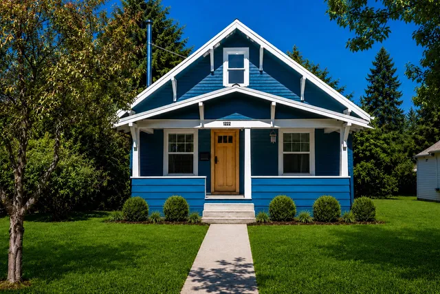 1222 E  2nd St, Whitefish, MT 59937