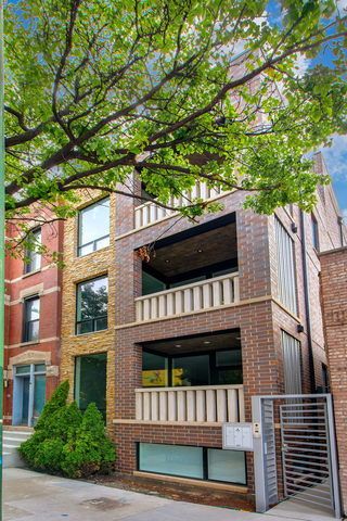 462 N  May St #3, Chicago, IL 60642