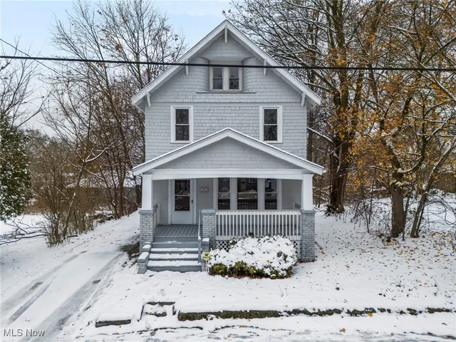 1236 Grant St, Akron, OH 44301