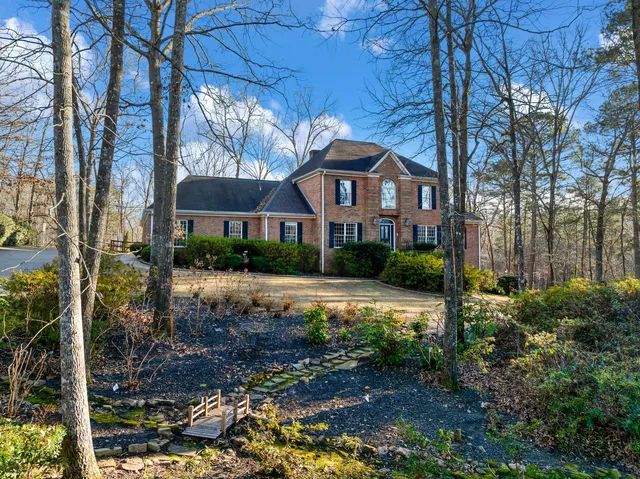 2805 Long Ridge Dr, Jasper, AL 35504