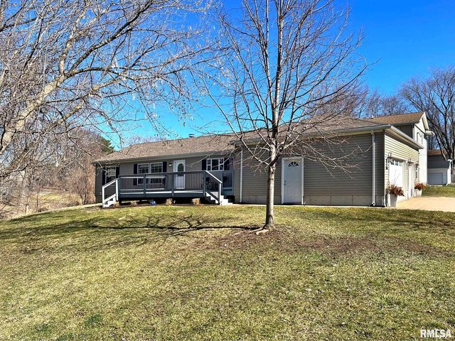 2804 Middle Rd, Bettendorf, IA 52722