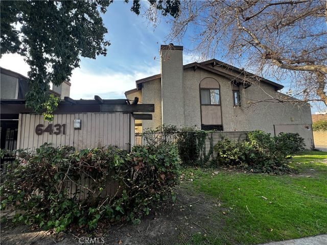 6431 Rugby Ave #L, Huntington Park, CA 90255