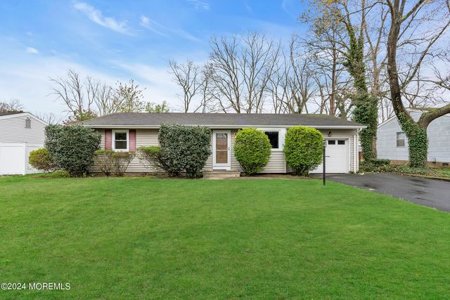 2432 Holly Hill Road, Manchester, NJ 08759