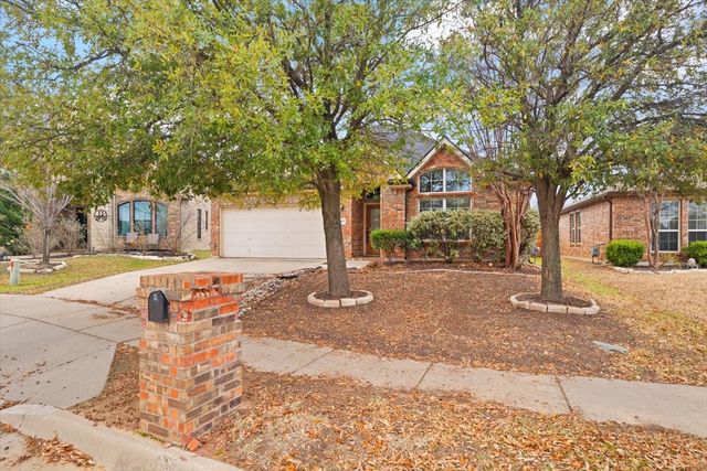 1240 Constance Dr, Fort Worth, TX 76131